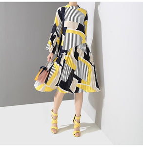 Printed Pleated Loose Dress - bodyshapez